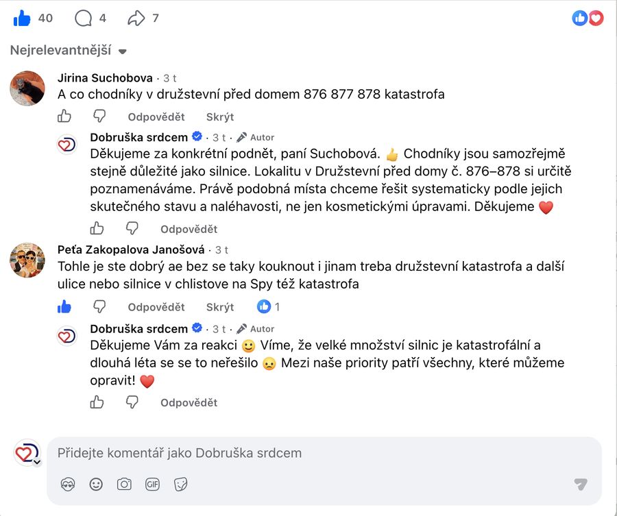 Diskuse na Facebooku